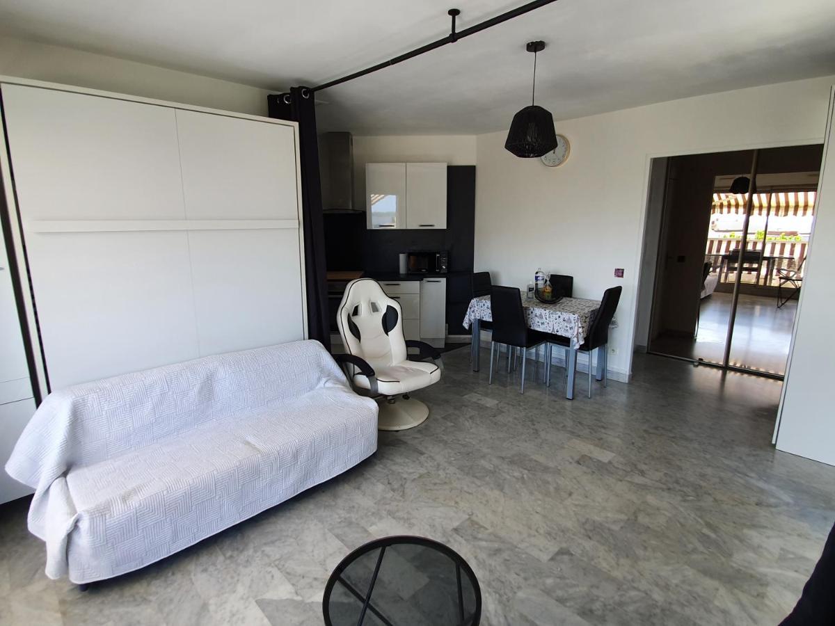 Superbe Appartement Plage Saint-Laurent Du Var Saint-Laurent-du-Var Exterior foto